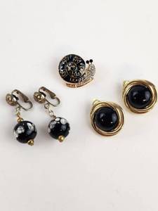 lot 217 image: Fashion Jewelry Lot Black Onyx Snail Brooch Drop Earrings Clip Earrings