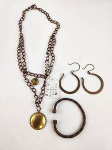 lot 234 image: Copper Lot Chain Necklace Bracelet Earrings
