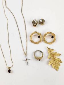 lot 263 image: Gold Tone Jewelry Lot 7 Pieces Necklaces Earrings Ring Brooch