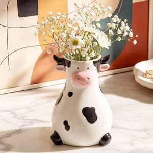 lot 2085 image: Potchen Ceramic Farmhouse Cow Vase for Christmas Home Decor Gift - Retail $25