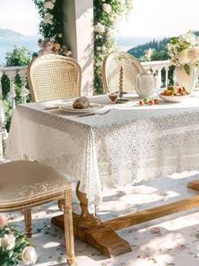 lot 2149 image: UWWGKK Lace Tablecloth Embroidery Floral,Table Cloth Rectangle Table - Retail $20