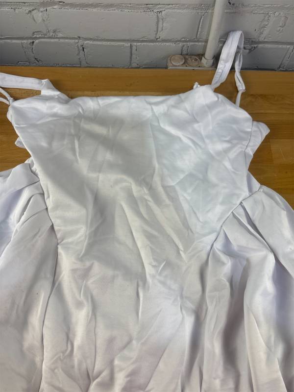 lot 2492 image: White Dress - Heavy Material - unknown size