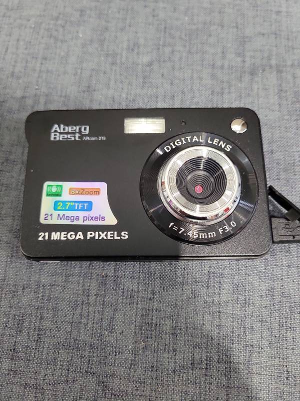 lot 418 image: Aberg Best ABcam 218 Digital Camera 21 Megapixels 8x Zoom f7.45mm F3.0