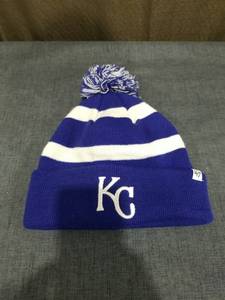 lot 1023 image: 47 Brand Kansas City Royals Knit Beanie Pom One Size