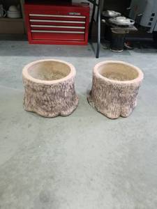 lot 1055 image: Tree Stump Planters 2-Piece Set Concrete Garden Containers