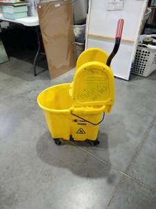 lot 1057 image: Triple S Yellow Mop Bucket Wringer Combo with Handle