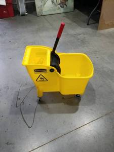 lot 1058 image: Rubbermaid Commercial Products Mop Bucket Wringer Combo Yellow