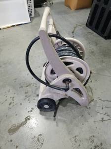 lot 1059 image: Garden Hose Reel Cart Portable with Handle and Wheels
