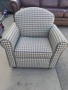 lot 28 image: Childs Upholstered Armchair with Houndstooth Pattern