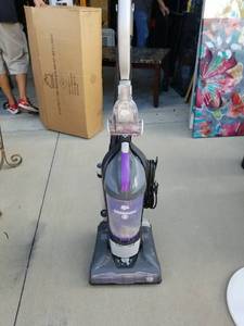 lot 57 image: Dirt Devil PowerMax Upright Vacuum Cleaner