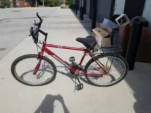 lot 2727 image: Murray Mountain Bike Red Frame 26 inch Wheels