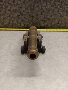 lot 3031 image: Miniature Brass Cannon on Wooden Carriage with Wheels