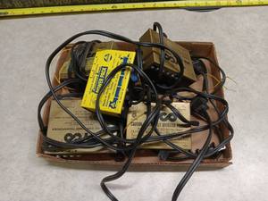 lot 3100 image: Lot of Vintage Electric Transformers and Power Supplies - Tyco Marx Lionel