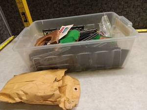 lot 3111 image: HO Scale Model Train Set Lot with Track Scenery and Accessories