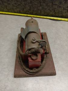 lot 3114 image: Toy Steam Engine Model on Wood Base with Braided Power Cord