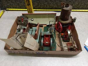 lot 3118 image: Steam Motor accessories lot