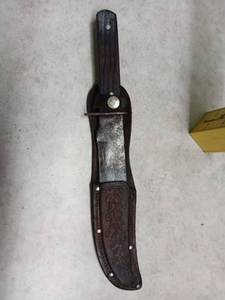 lot 3130 image: Fixed Blade Knife with Sheath and Tooled Leather Handle