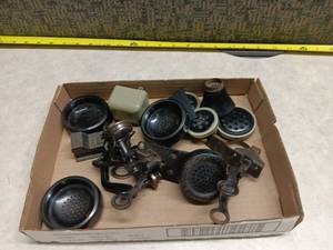 lot 3139 image: Telephone Parts lot