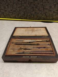 lot 3140 image: 4-Piece Drawing Compass Set in Wood Box