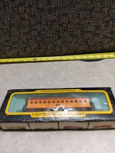 lot 3163 image: Bachmann HO Scale Old West Passenger Car Union Pacific 1421