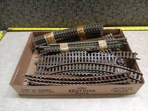 lot 3192 image: Model Train Track and Accessories Lot in Cardboard Box