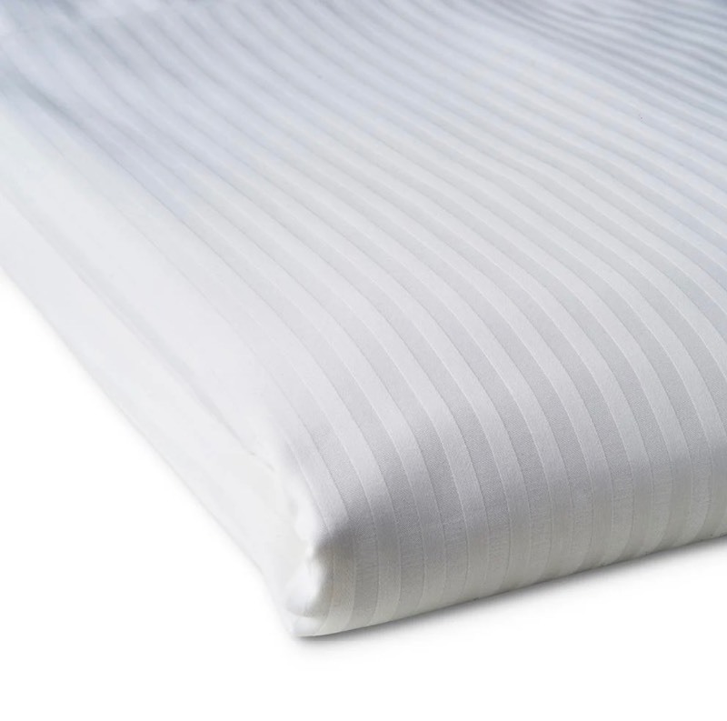 lot 45 image: Professional Quality King Flat Sheet
