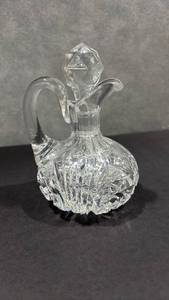 lot 1012 image: Antique American Brilliant cut glass demijohn decanter with stopper