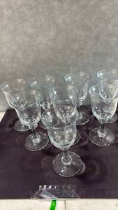 lot 1073 image: Set of 8 Clear Glass Footed Goblets 8 Inches Tall