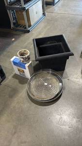 lot 1087 image: Large Plastic Square Planter, Flower Pot, Lawn Furniture Cover and more
