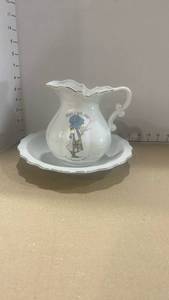 lot 2011 image: Holly Hobbie ceramic pitcher and bowl