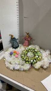 lot 2020 image: Spring decor, cornhusk bunnies, egg wreath, bright eggs and garland