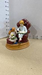 lot 2021 image: Avon porcelain figurine Christmas memories