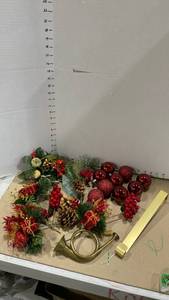 lot 2026 image: Holiday florals, ornaments and more