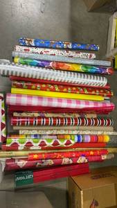 lot 2029 image: Gift wrap all occasions