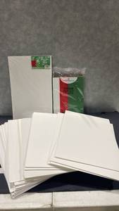 lot 2047 image: White gift boxes and tissue paper