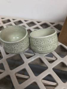 lot 2197 image: 2-Piece Ceramic Matcha Kit, Mottled Green - Retail $15