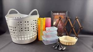 lot 9 image: Housewarming Bundle