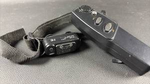 lot 40 image: LDT-205 SWR 6 Remote Trainer and Receiving Collar