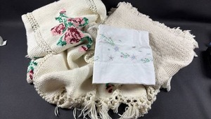 lot 67 image: Rosebud Afghan, Cotton Throw with Heart Details and Pair Embroidered Standard Pillowcases