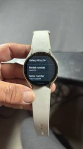lot 72 image: Samsung Galaxy Watch6 SM-R930 with Wireless Charger