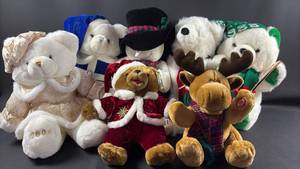 lot 76 image: Large Bear Bundle including High Quality Animated Singing Moose (untested)
