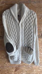 lot 208 image: Like New Elbow Patch Cable Knit Sweater and Winter Gloves