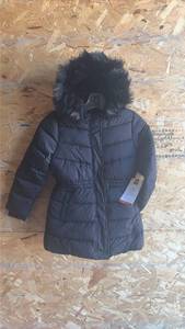 lot 211 image: Brand New Fully Lined Winter Coat
