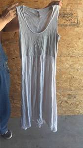 lot 220 image: NWTags NAME BRAND Womens ClothesWrinkled From Storage BUT Clean