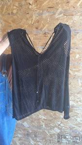 lot 221 image: NEW NAME BRAND Womens ClothesWrinkled From Storage