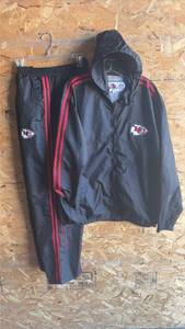 lot 233 image: Kansas City Chiefs Wind Suit Like New Condition