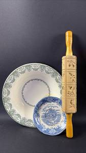 lot 101 image: Vintage 10 inch diameter bowl, English Village Saucer and Textured Rolling Pin with Wood Handle