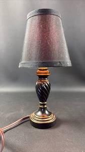lot 125 image: Adorable Night Light Lamp with Tapered Shade and Decorative Base