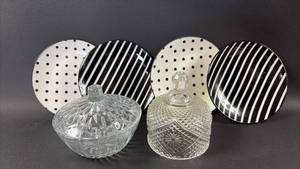 lot 141 image: Glass and Ceramic Bundle