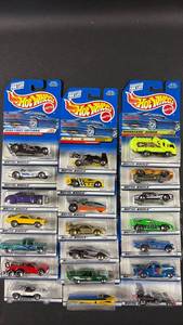 lot 441 image: 21) Hot Wheels in Original Blister Packs